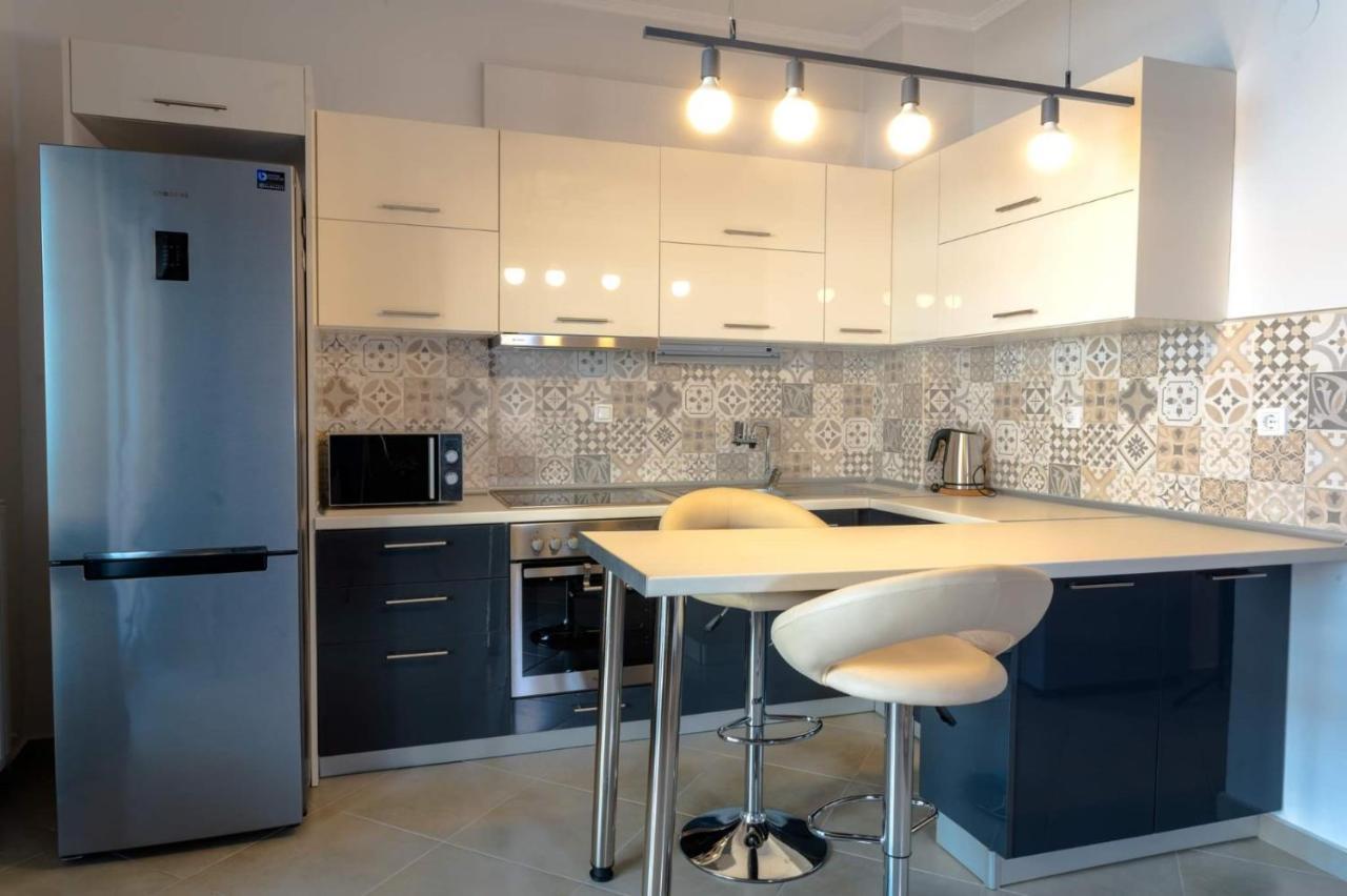 Beautiful & Modern Apartment In Салоники Экстерьер фото